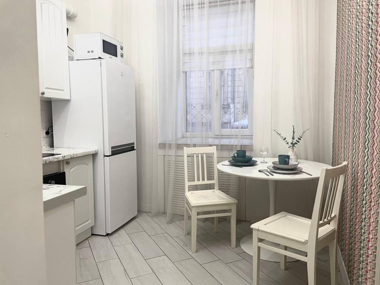 Куліша 15, Апартаменти В Центрі,Тц Форум,Оперний Lviv Kültér fotó